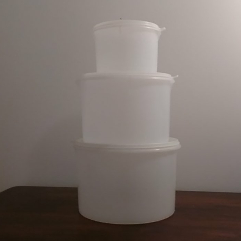**SOLD** Tupperware storage containers.